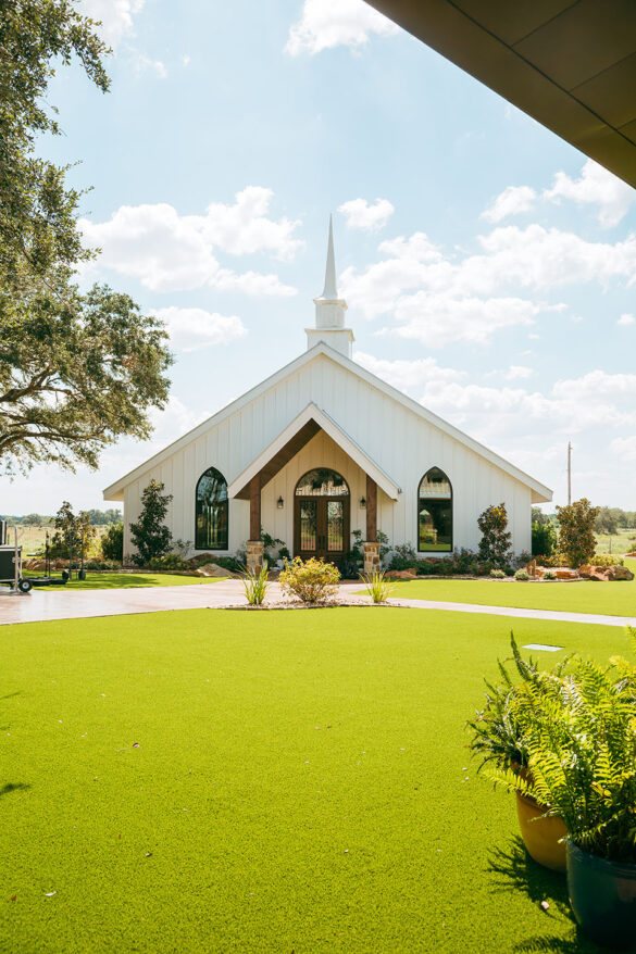 Kayten Marie Snider + Ethan Thomas White September 27, 2025 • Beeville, TX Twisted Ranch Events photos by By Felecia Photography & Morgan McGinnis
