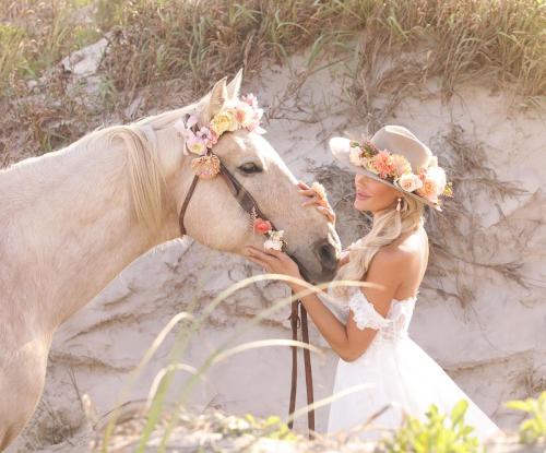 The One Bride Guide V17I2 cover shoot 20