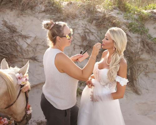 The One Bride Guide V17I2 cover shoot 30
